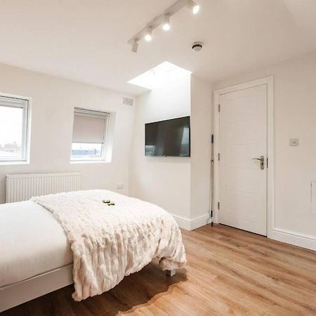 Newly Renovated Modern 4 Bed 3 Bath Apartment Londres Exterior foto