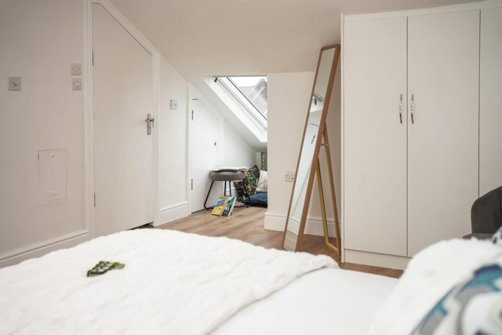 Newly Renovated Modern 4 Bed 3 Bath Apartment Londres Exterior foto