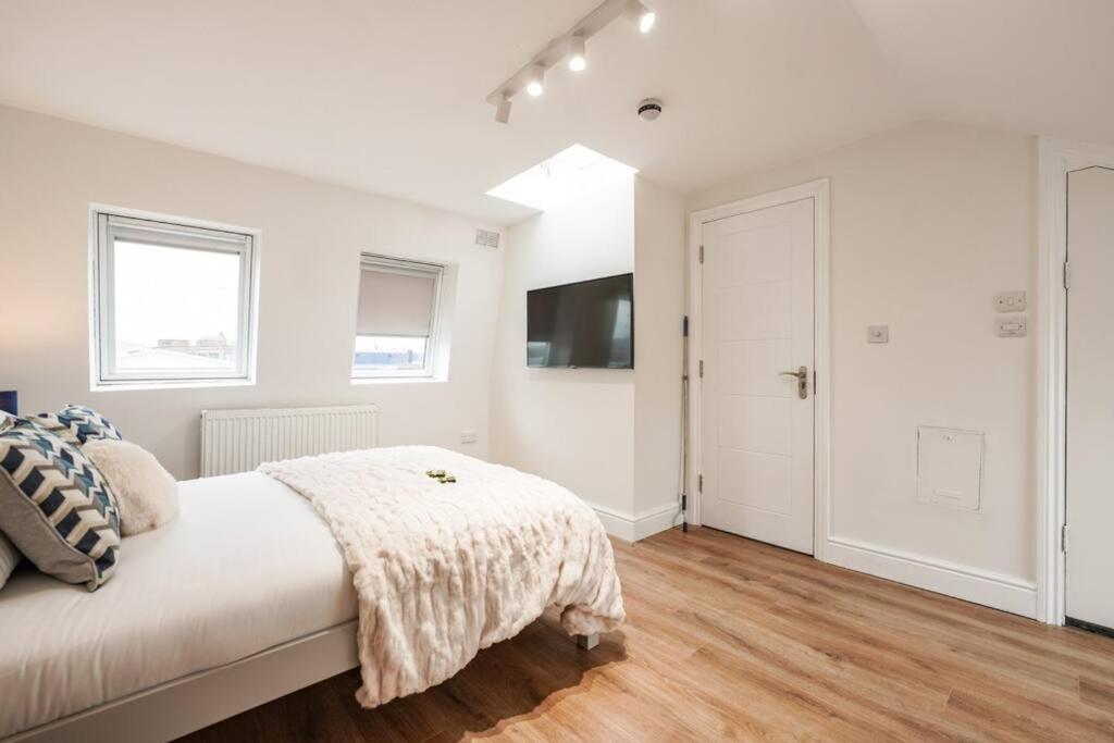 Newly Renovated Modern 4 Bed 3 Bath Apartment Londres Exterior foto