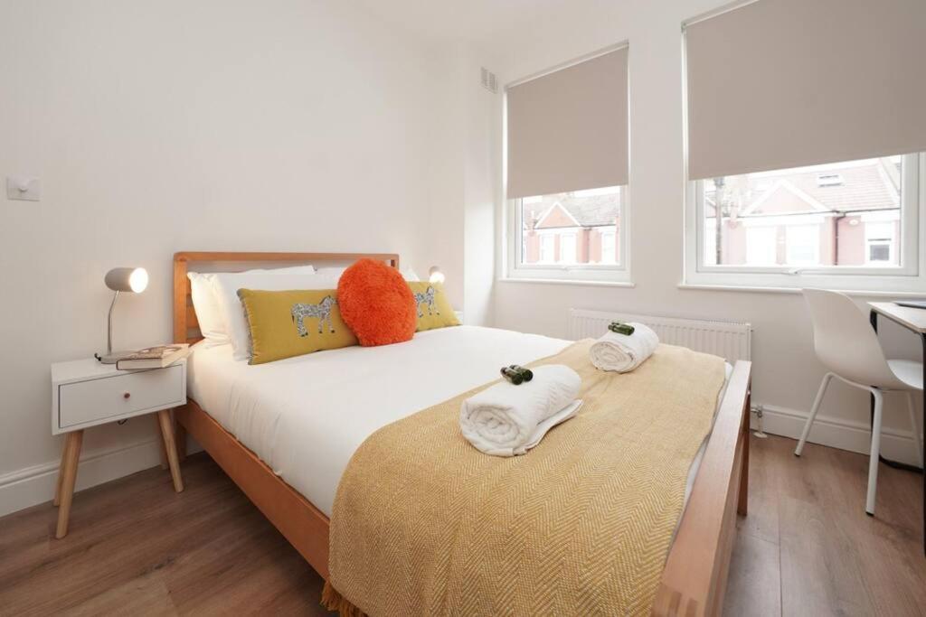 Newly Renovated Modern 4 Bed 3 Bath Apartment Londres Exterior foto
